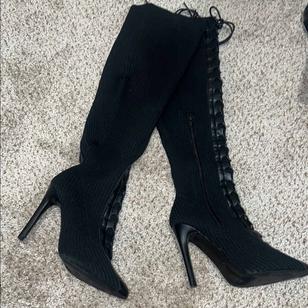 Elegant Black Knee-High Stiletto Boots